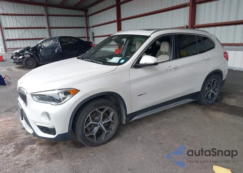 2016 BMW X1 xDrive28I z USA, uszkodzony, nr VIN WBXHT3C34G5E53042